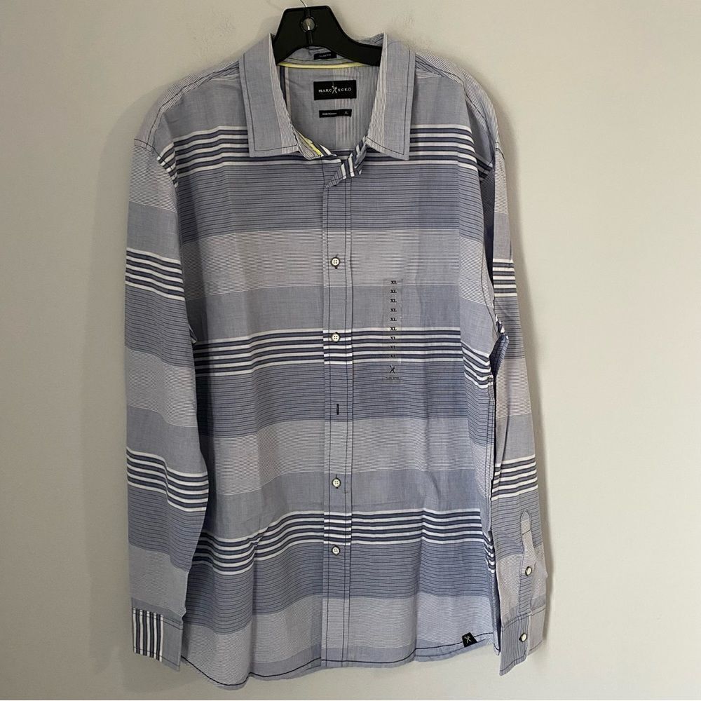 Marc Ecko Men’s Button Front Striped Shirt size XL